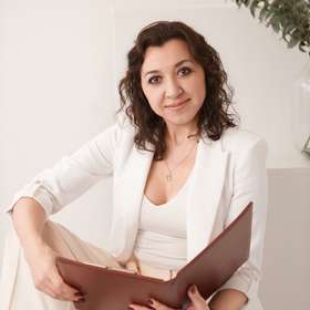 Elena Maurer