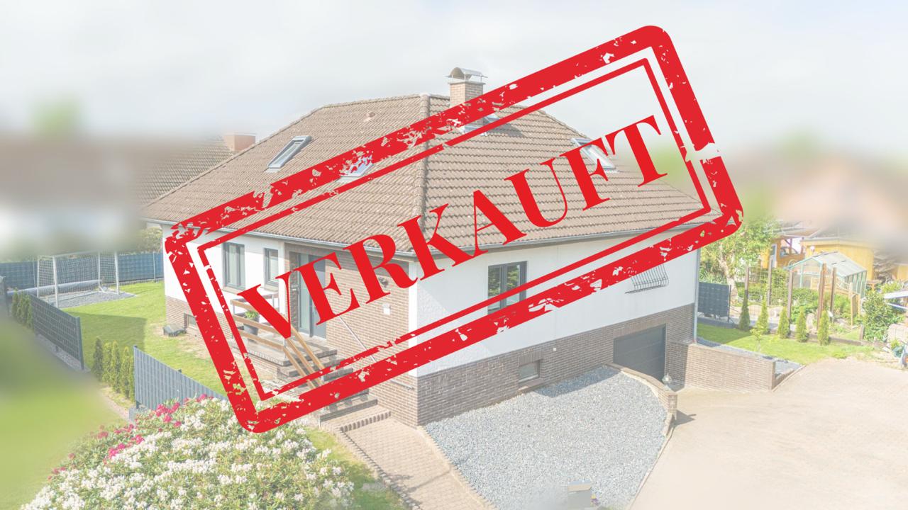 Erfolgreich verkauft: 6-Zimmer-Wohnhaus in ruhiger Lage, 177 m² Wohnfläche, 610 m² Grundstück. Ein ideales Zuhause für Familien in Drochtersen.